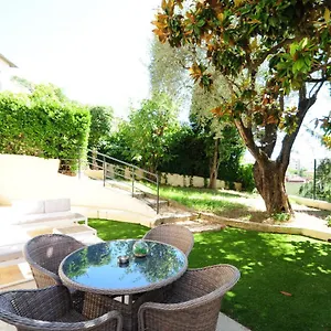 les-volets-bleus-nice.fr-provencehotel.com/